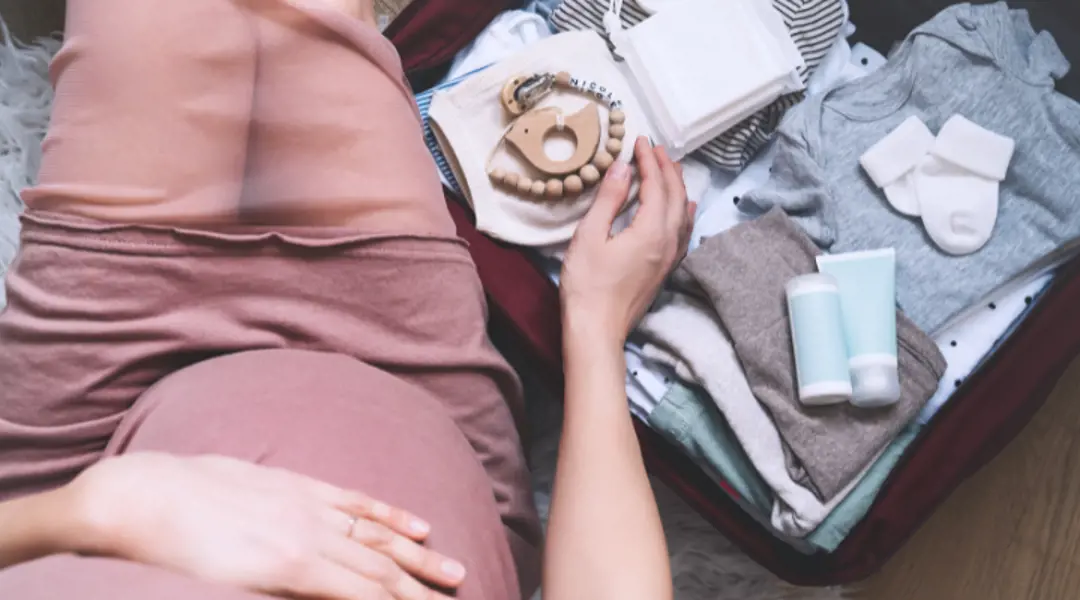 Hospital Bag for Delivery: Maternity Clothes, Labour & Birth Supplies